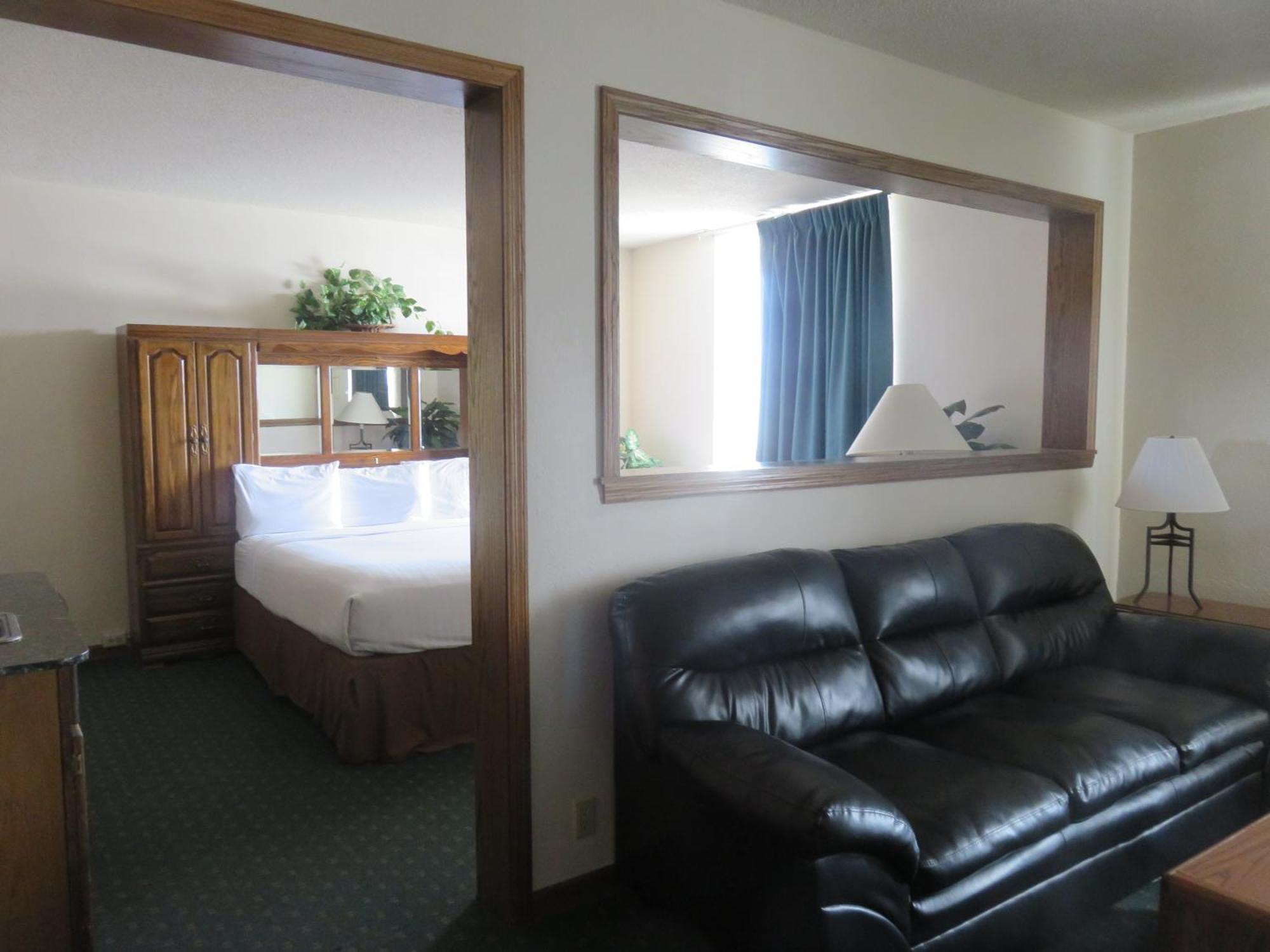 Suite with Spa Bath