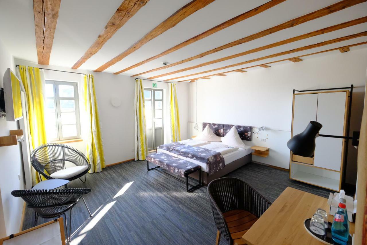 Double or Twin Room,846811706:JPEG