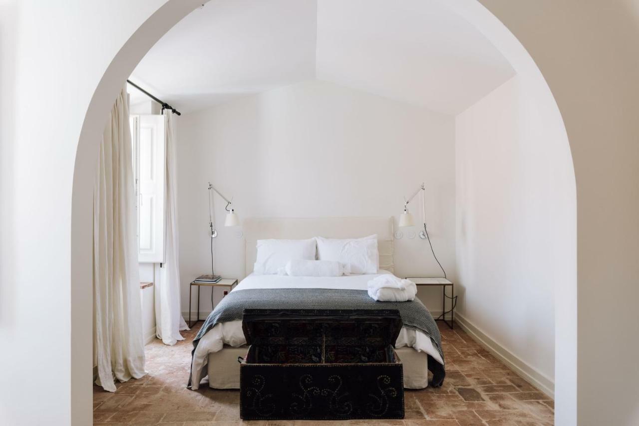 Deluxe Room,847211729:JPEG
