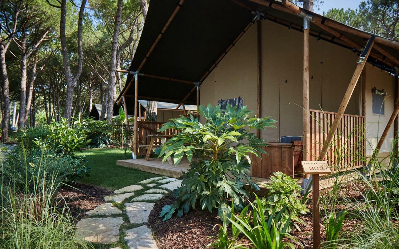 Deluxe Tent