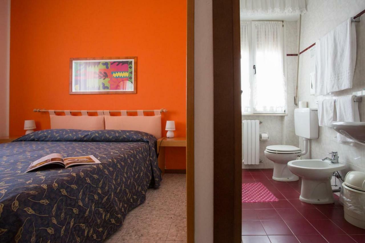 Economy Double Room,847459079:JPEG