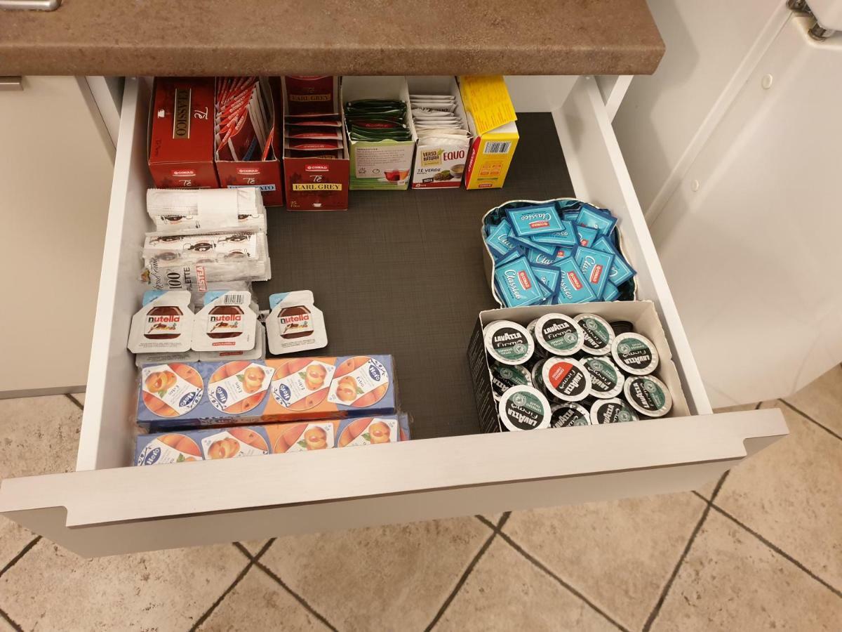 Small Double Room,847617047:JPEG