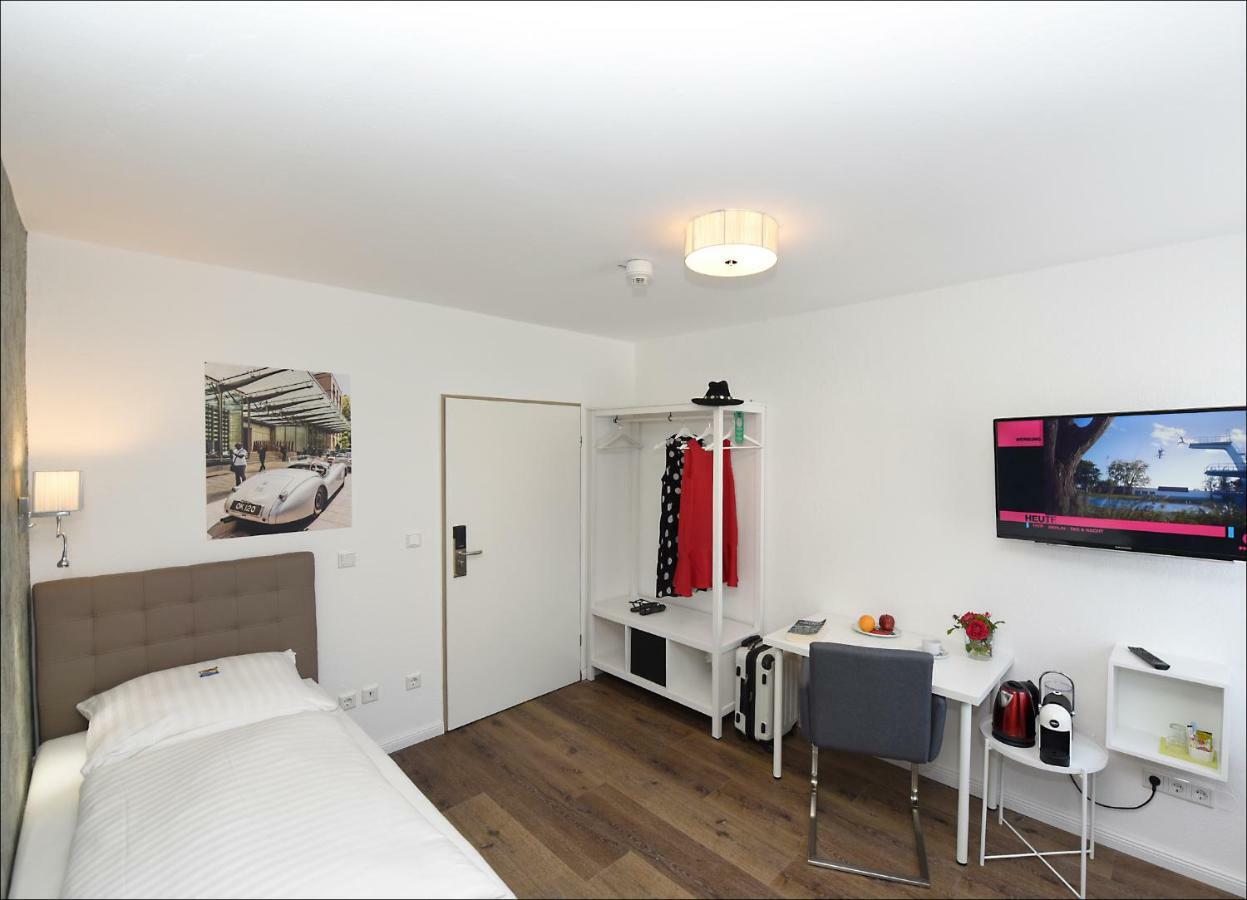 Single Room Bathroom