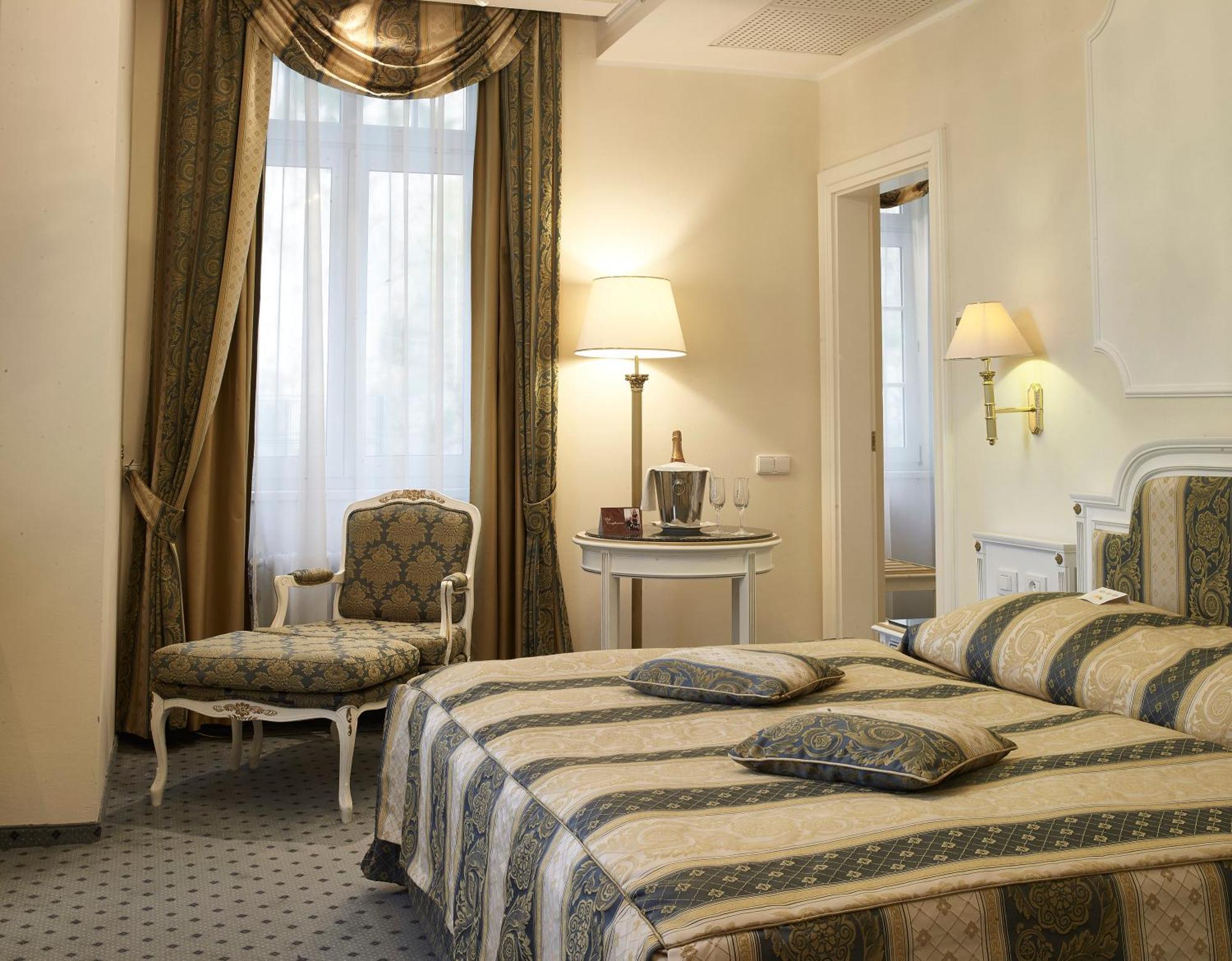 Two-Bedroom Suite