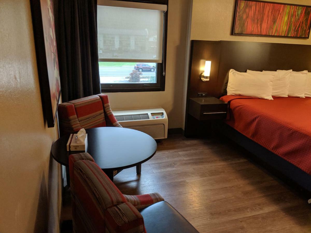 Two-Bedroom Suite
