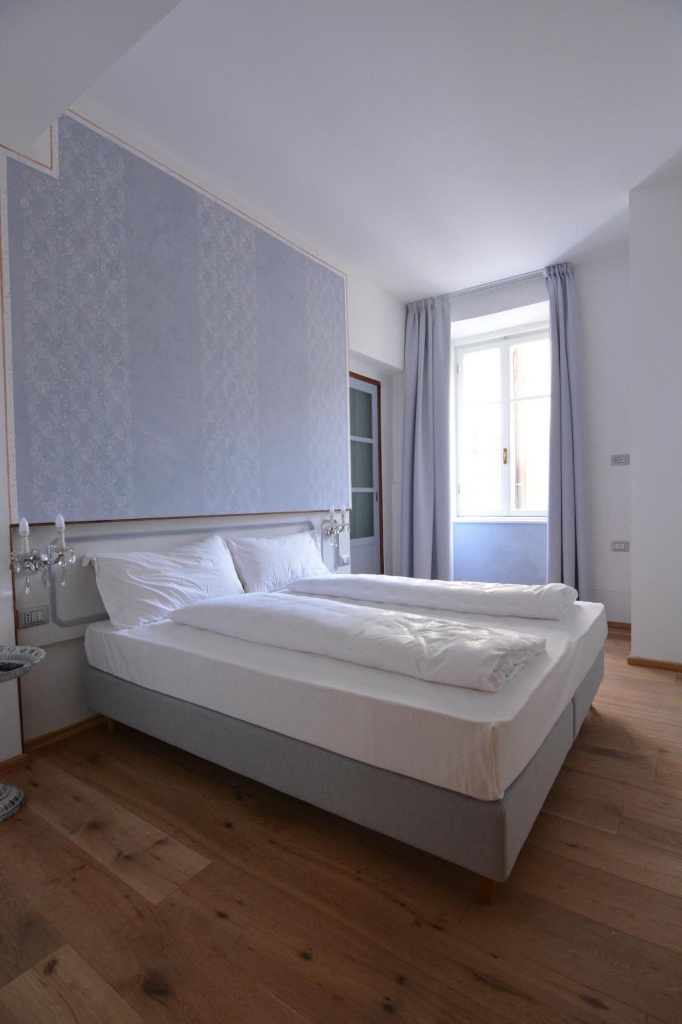 Economy Double or Twin Room