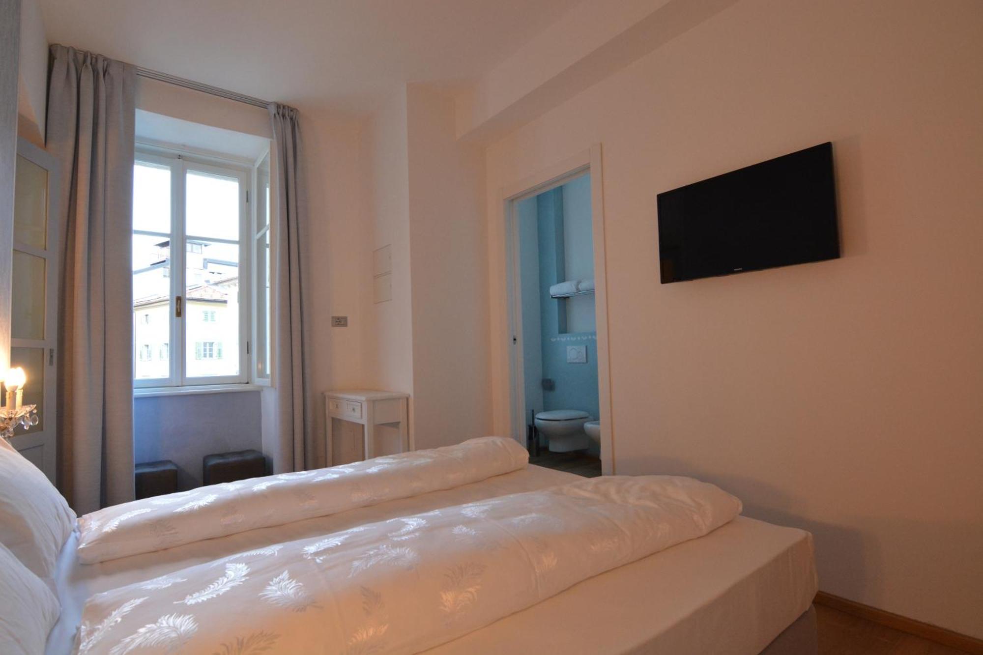 Economy Double or Twin Room