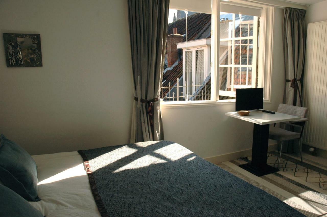 Double Room Private Bathroom