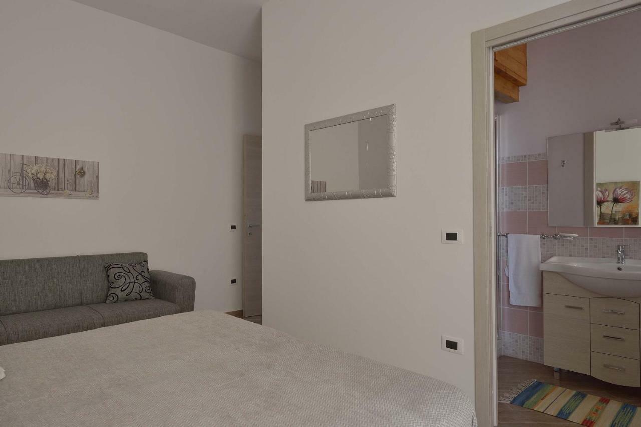 Triple Room Private Bathroom