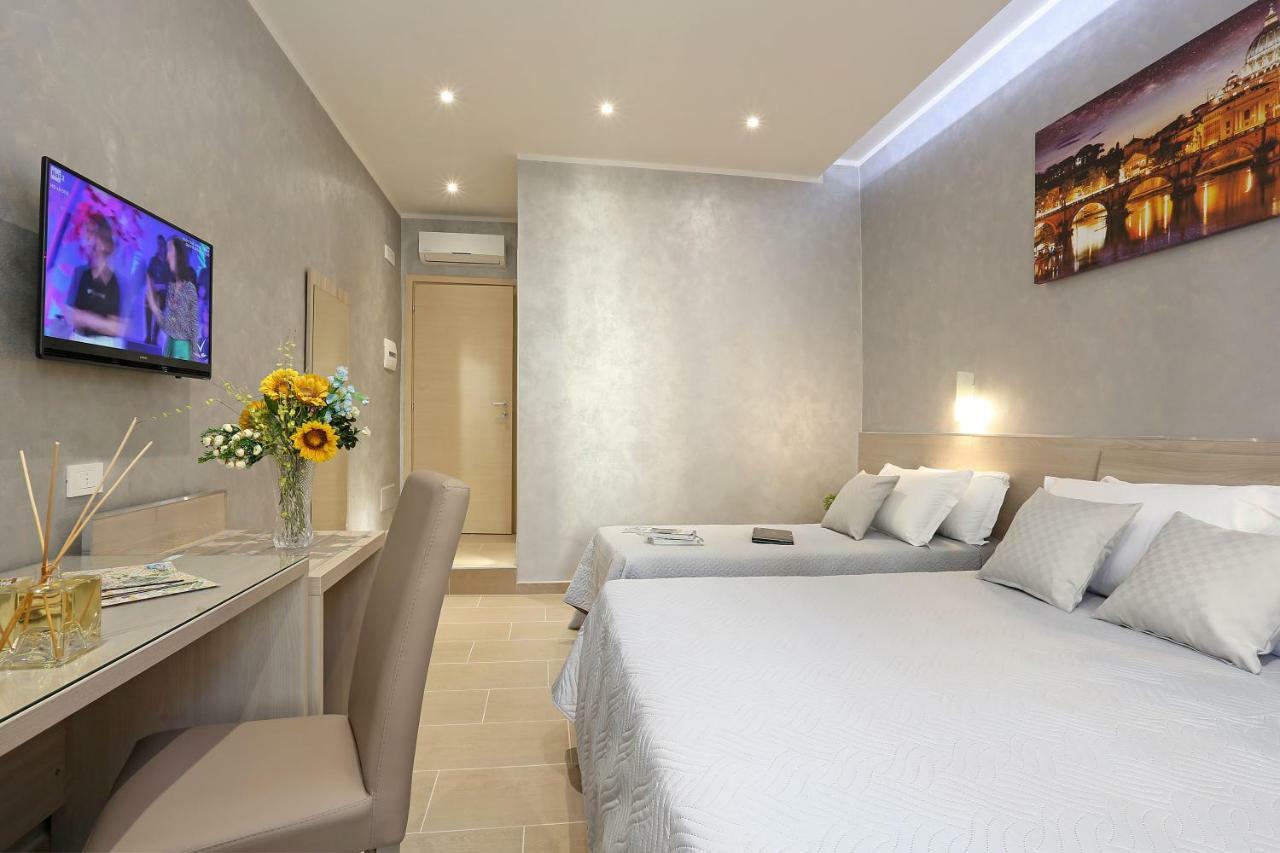 Triple Room City View