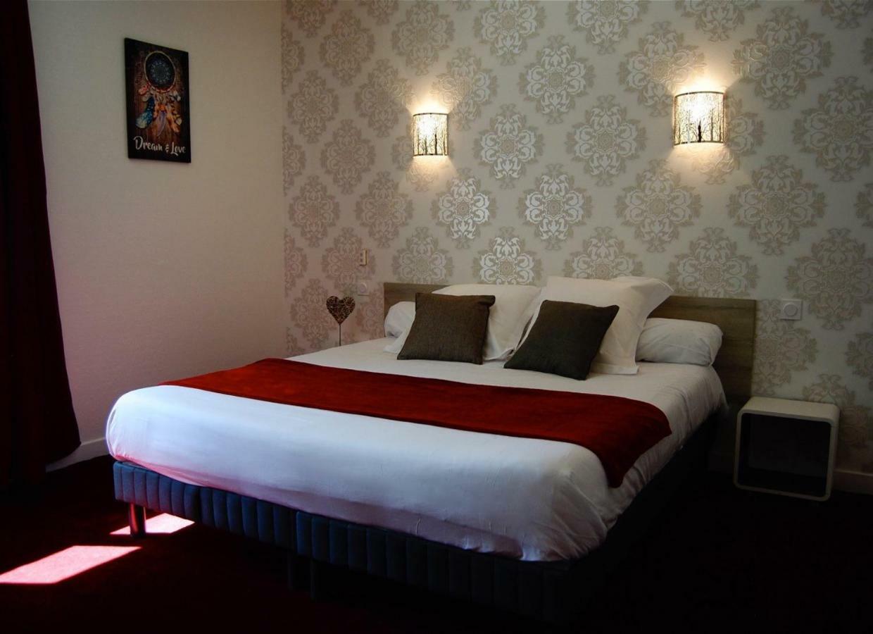 Double Room,855984851:JPEG