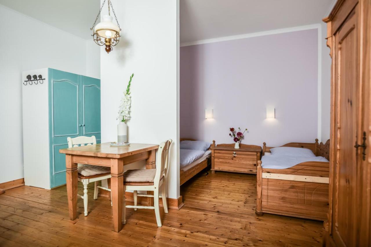 Studio Twin Beds
