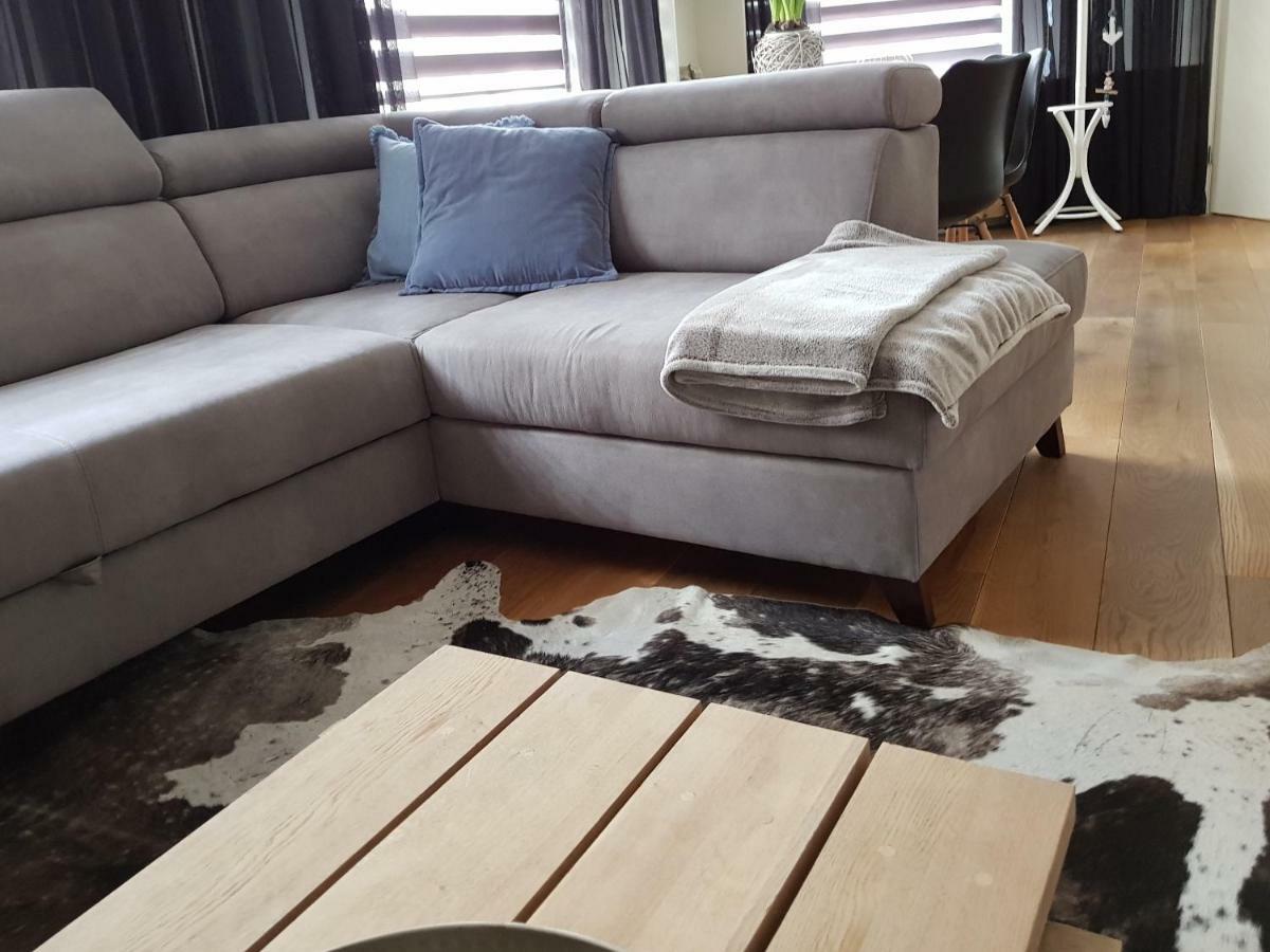 One-Bedroom Suite,858658436:JPEG