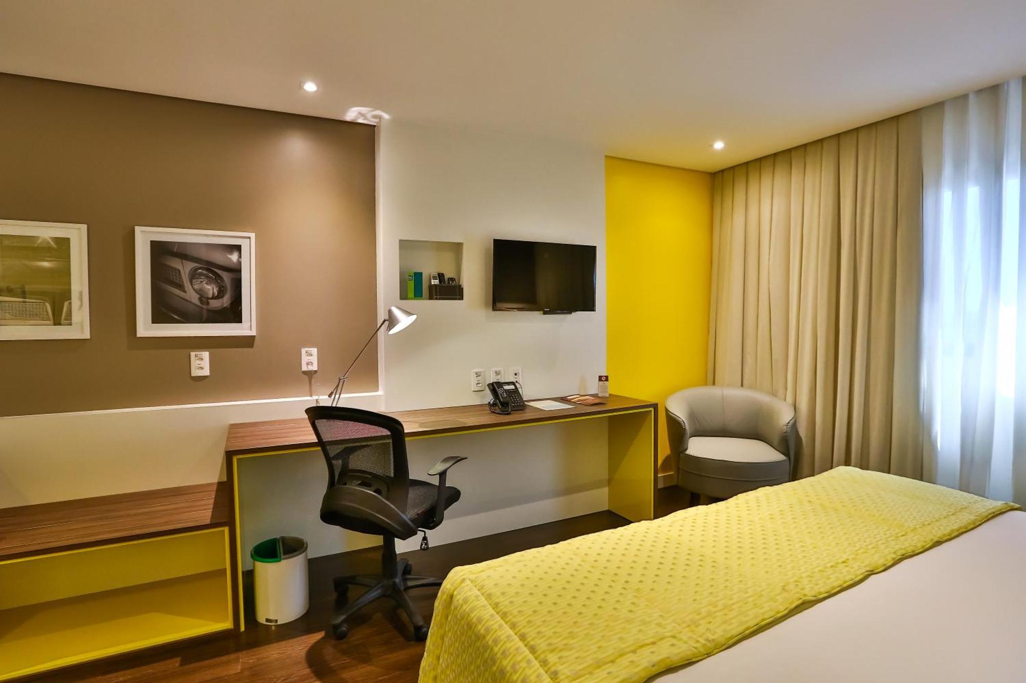 Superior King Room,1283537848:JPEG