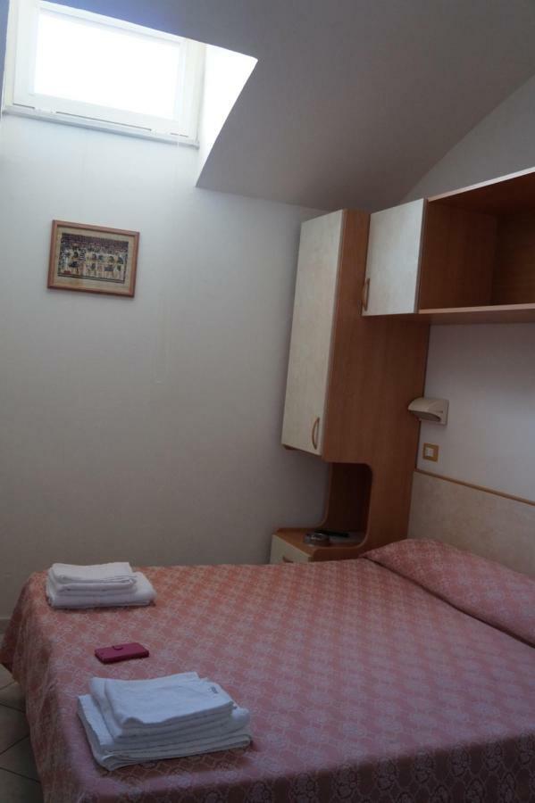 Family Room attic Private Bathroom,1766153901:JPEG