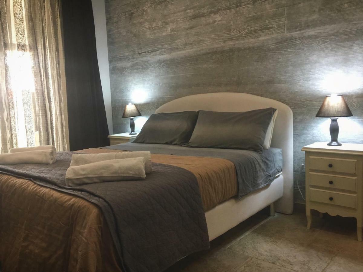 Large Double Room,860451140:JPEG