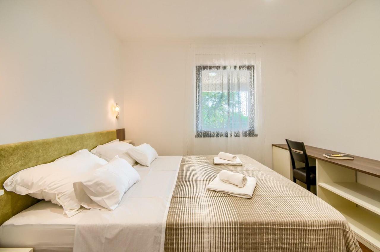 Triple Room Terrace