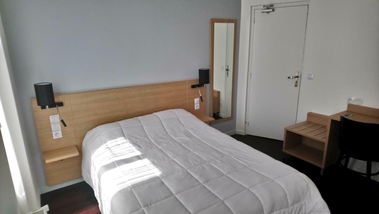Single Room Private Bathroom