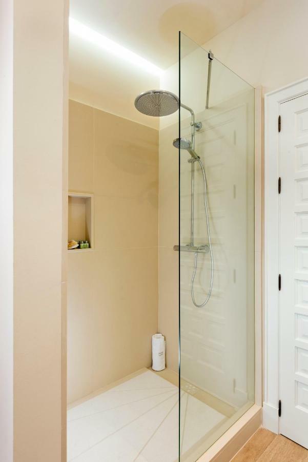 Suite Apartment,862985108:JPEG