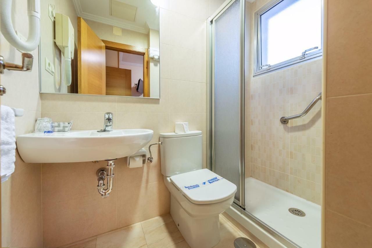 Budget Single Room,863485193:JPEG
