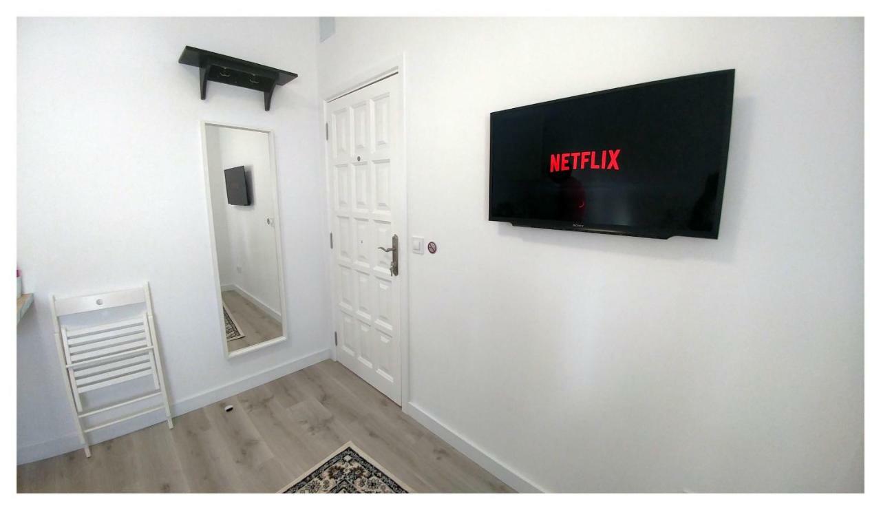Double Room Private External Bathroom