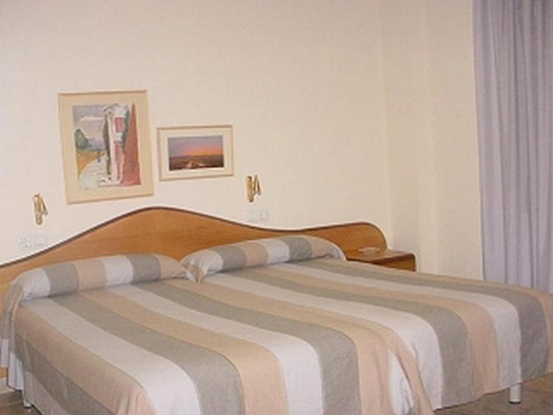 Twin Room,8713515:JPEG