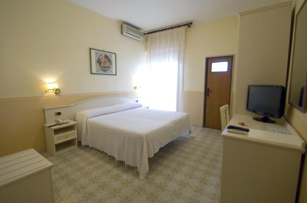 Single Room,8714179:JPEG