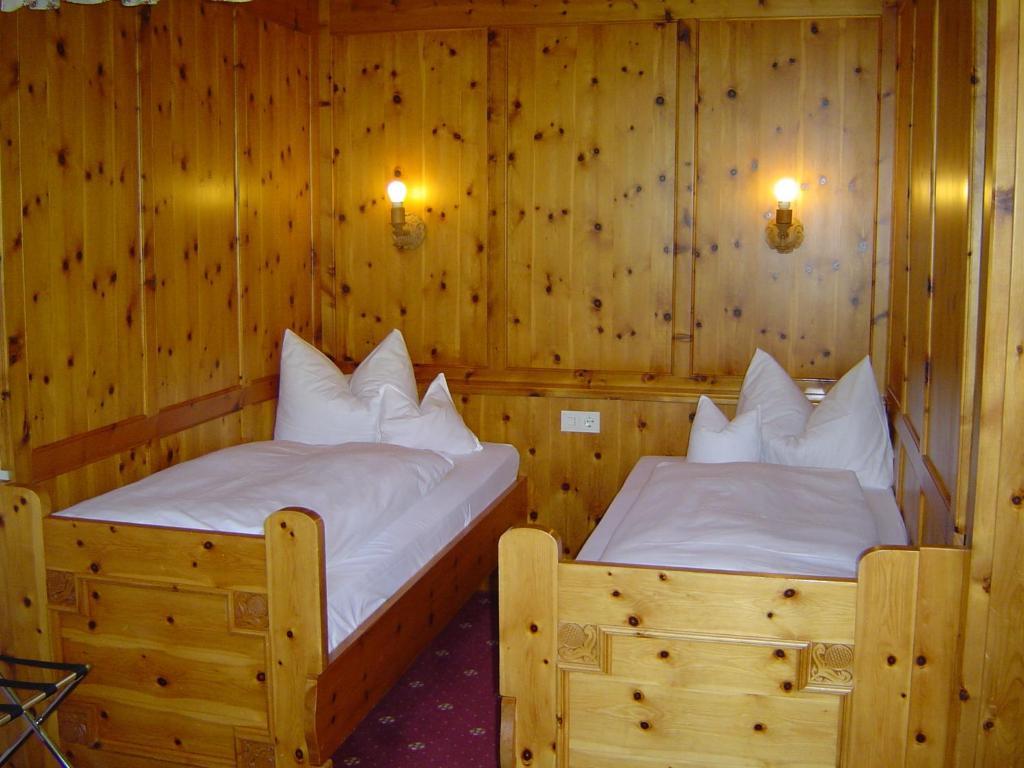 Quadruple Room,68303972:JPEG