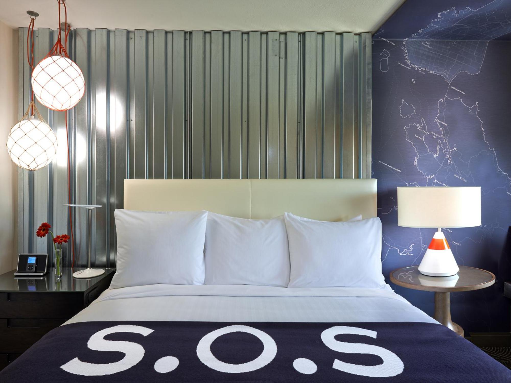Standard King Guest Room,135987678:JPEG