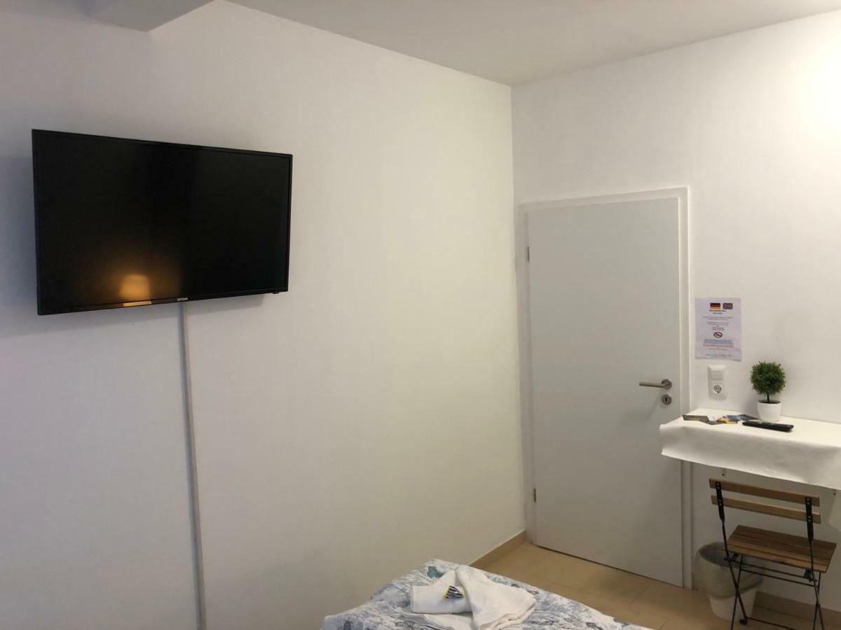Double or Twin Room Bathroom
