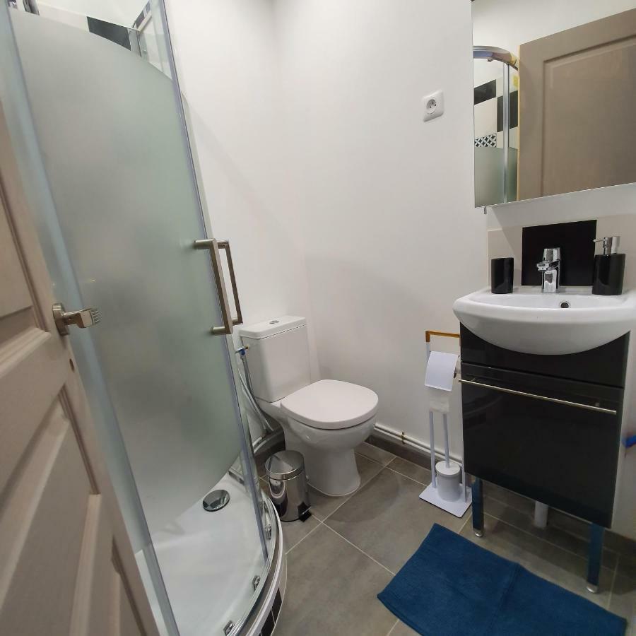 Double Room Private Bathroom,918553000:JPEG