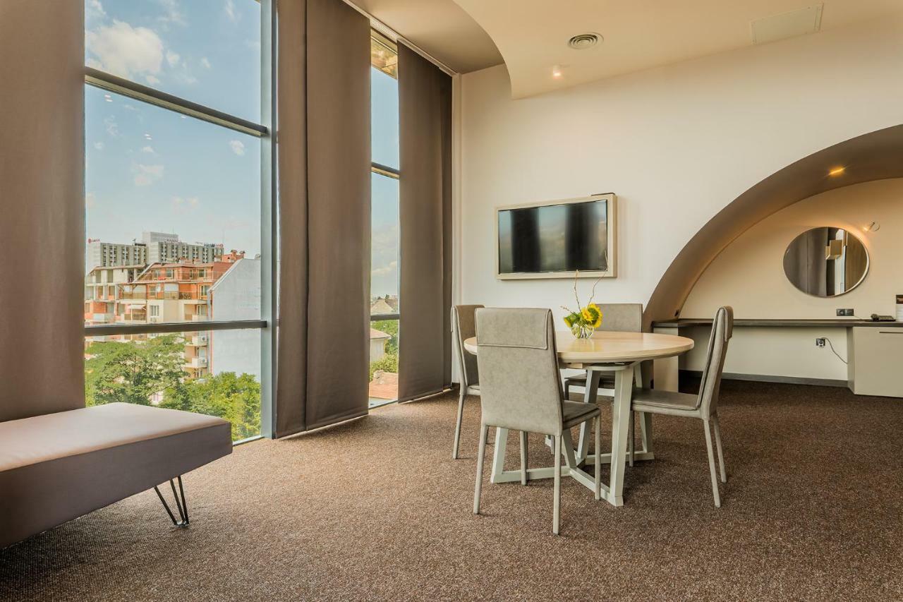 Penthouse Apartment