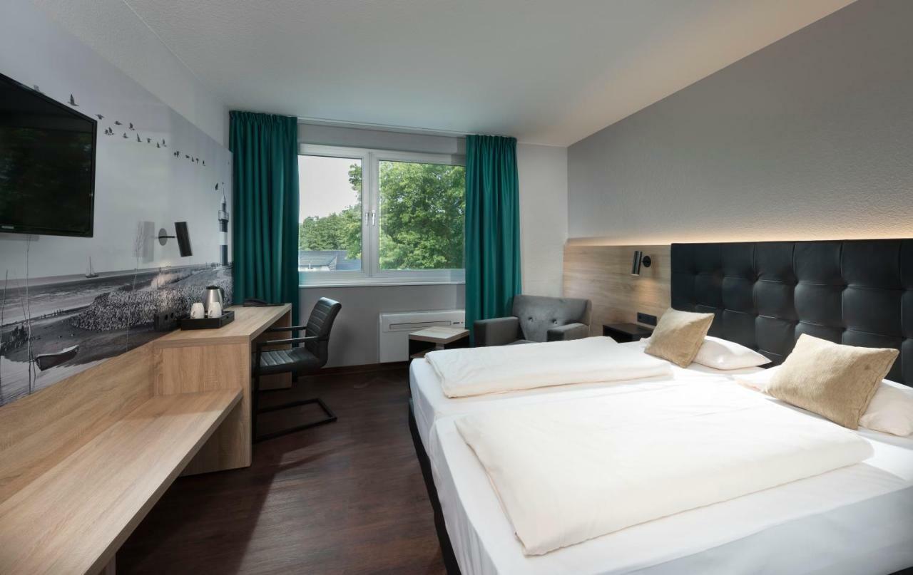 Double Room,886277839:JPEG