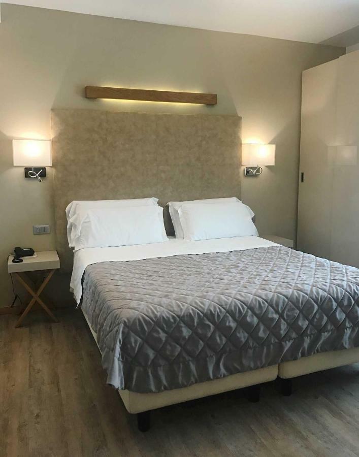 Double or Twin Room Balcony