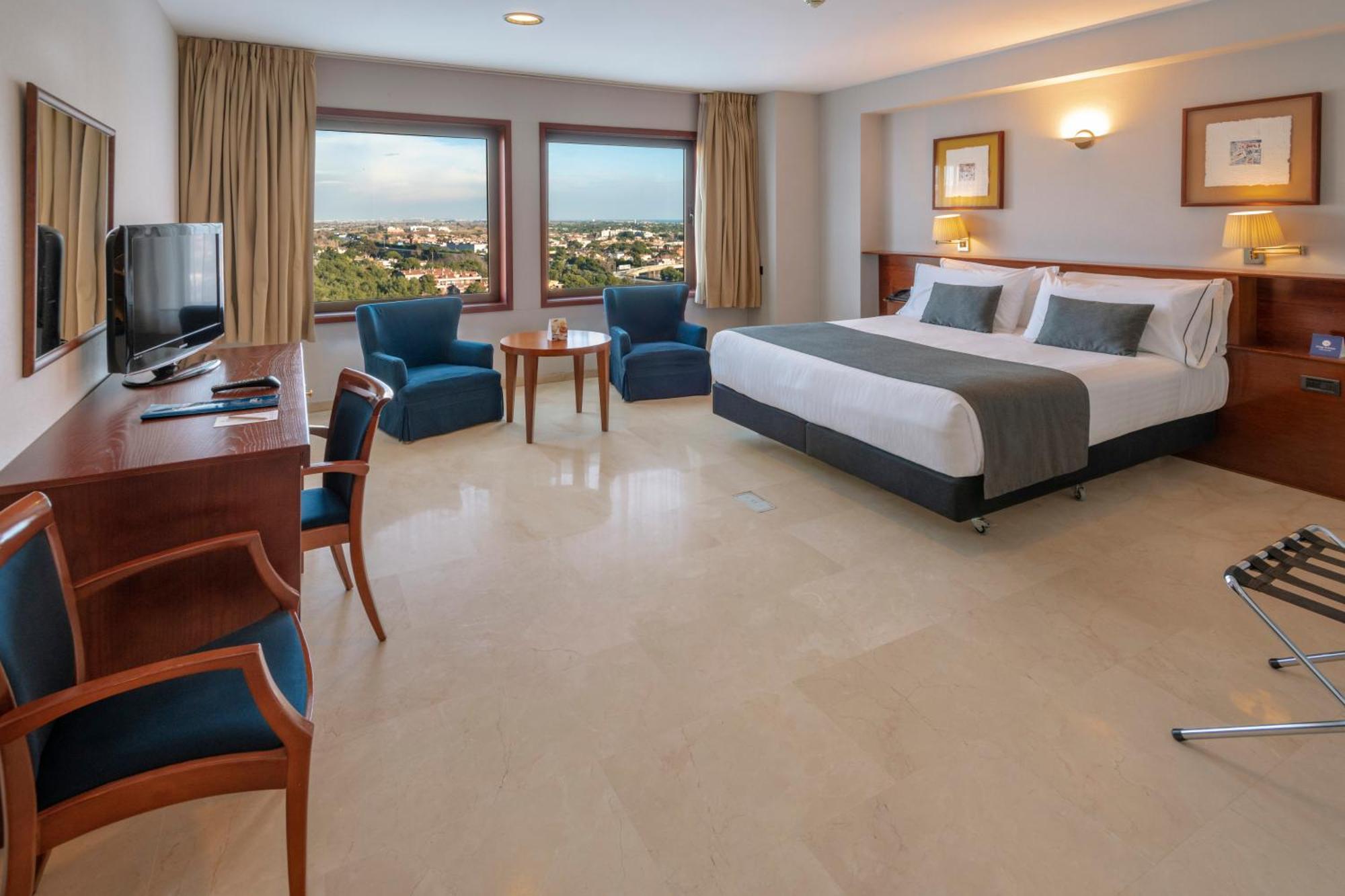 Superior Double or Twin Room,1273118068:JPEG