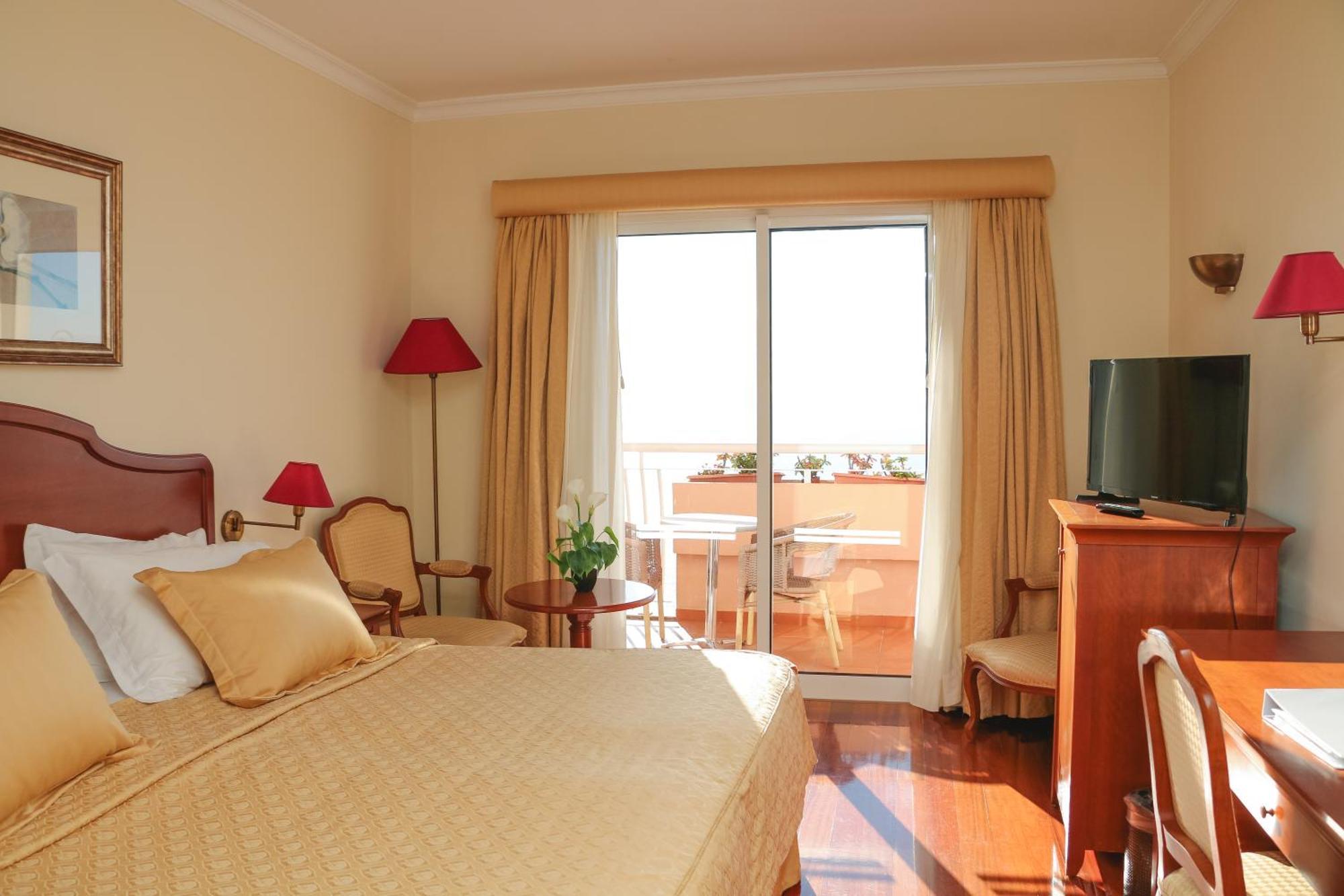 Double or Twin Room Sea View,790212786:JPEG