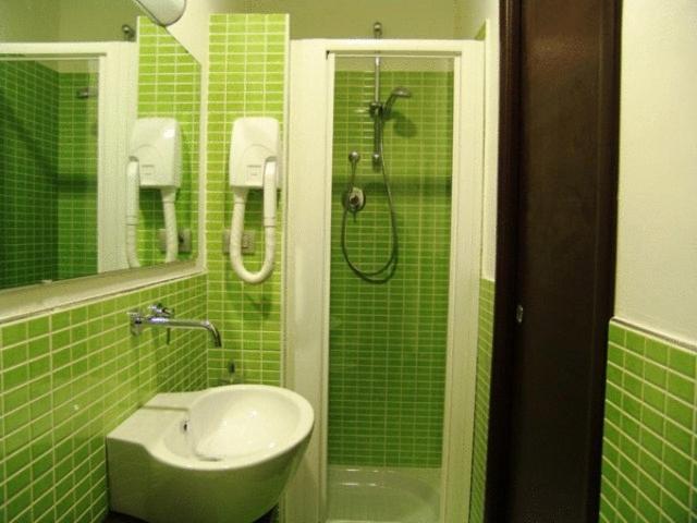 Double or Twin Room,737142175:JPEG
