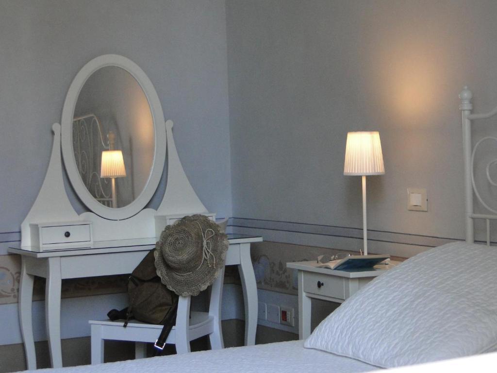 Double Room,8971971:JPEG