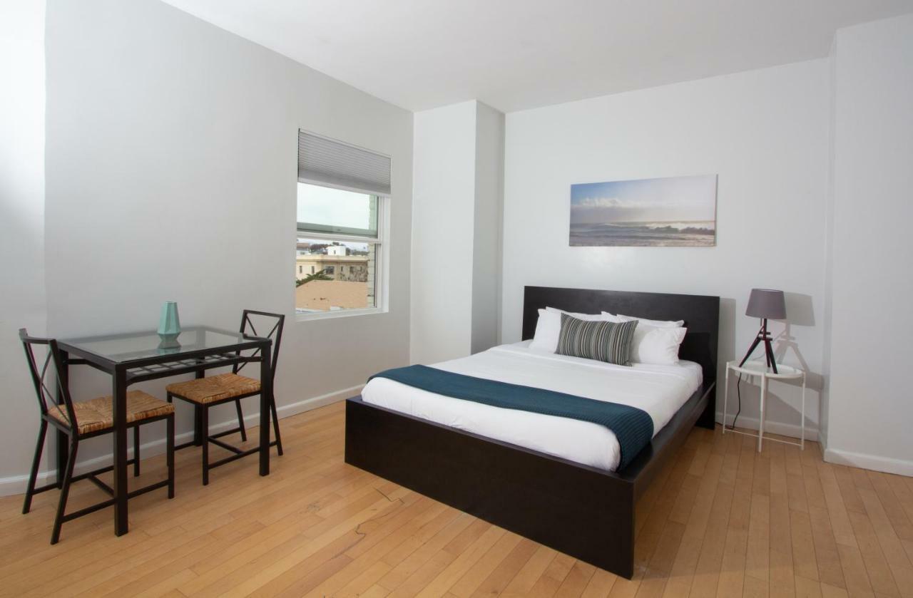 Room Partial Ocean View