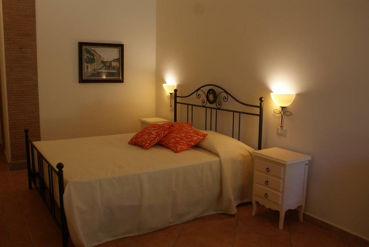 Standard Triple Room,891653839:JPEG