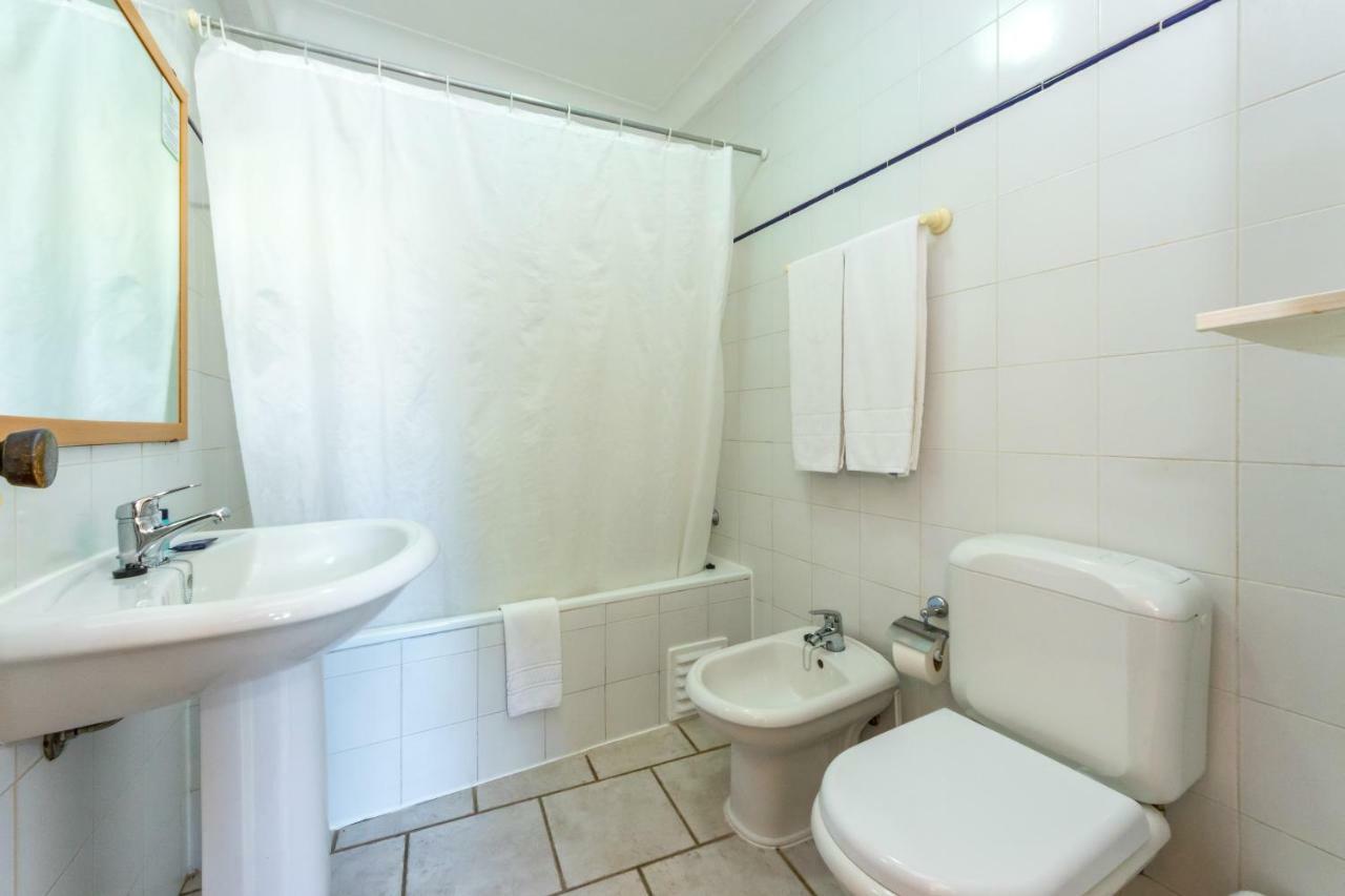 One-Bedroom Apartment,1437841690:JPEG