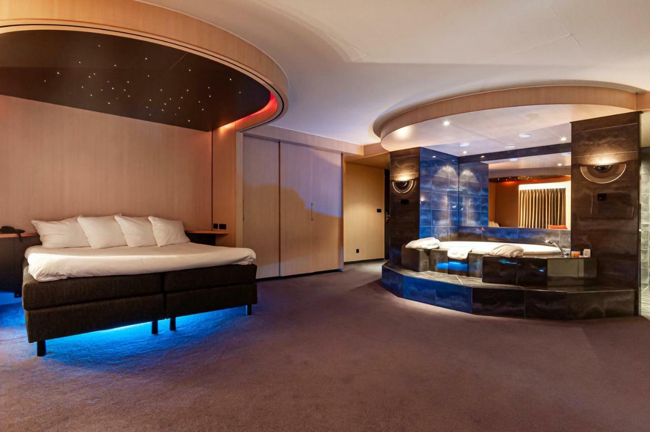 Suite Hot Tub