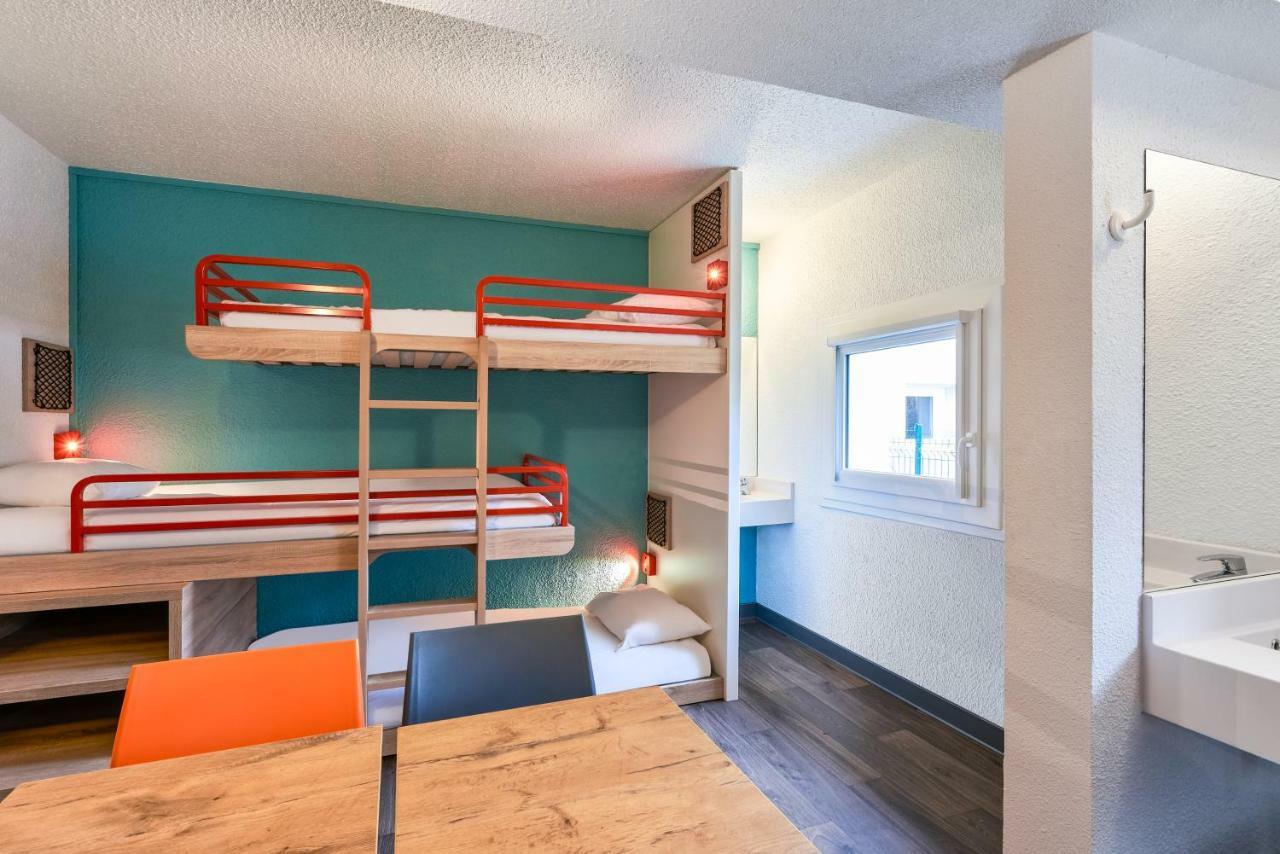 Bed 6-Bed Female Dormitory Room