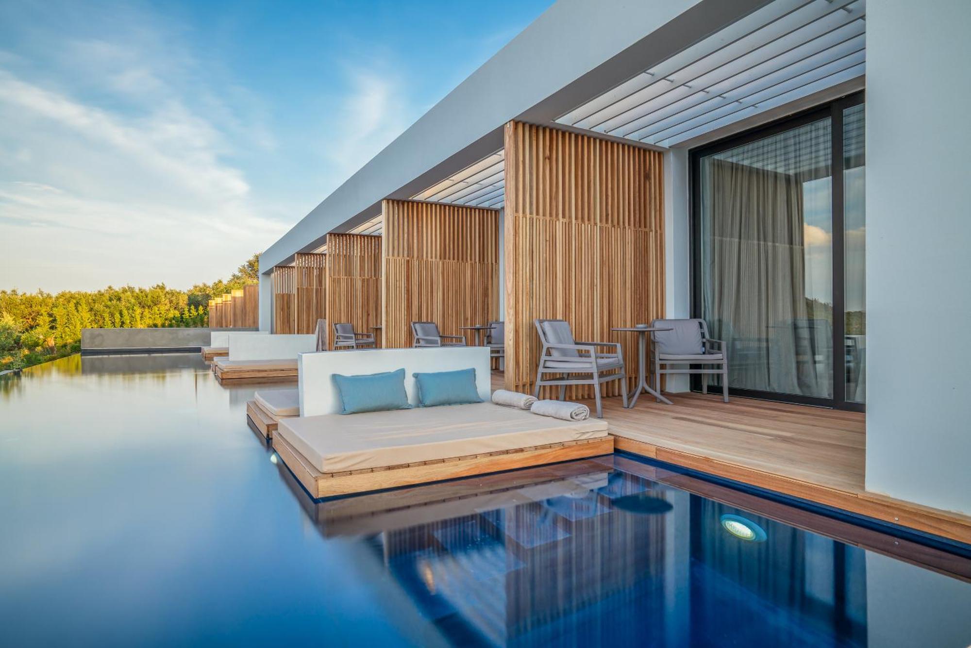 Swim up Suite Sun Deck
