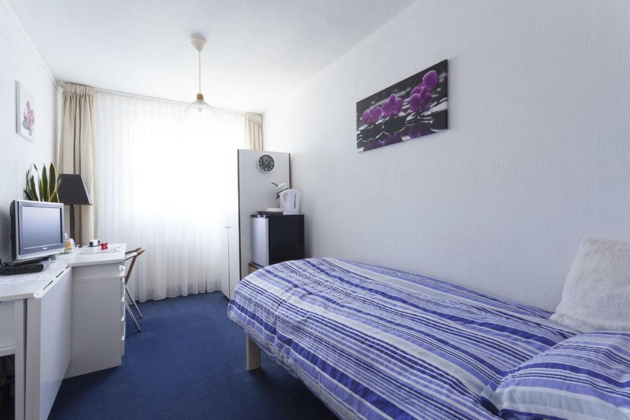 Budget Single Room