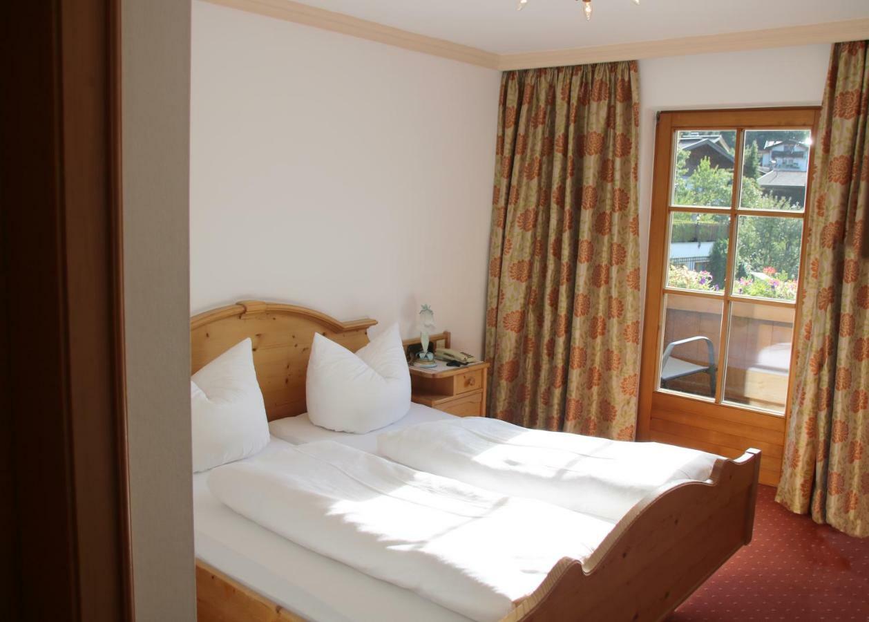 Standard Double Room,895547413:JPEG