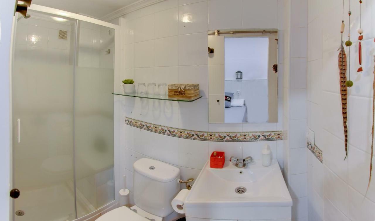 Double Room Private Bathroom,896532886:JPEG