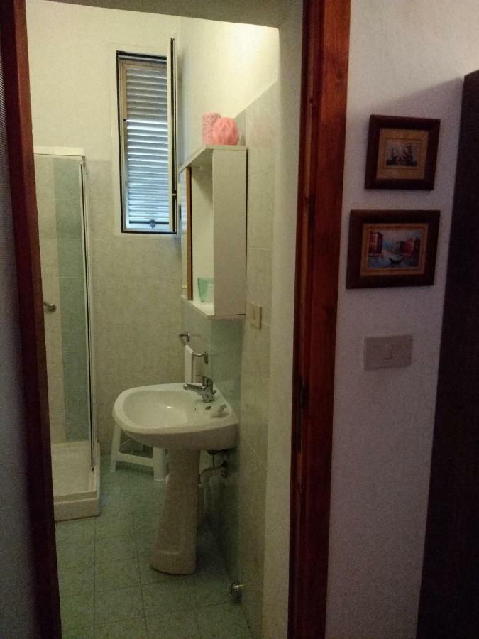 Single Room,1646352356:JPEG