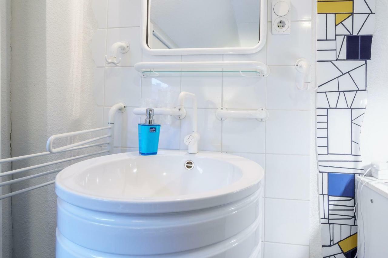 Double Room Shared Shower Toilet