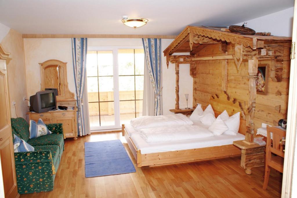Double Room,125843415:JPEG